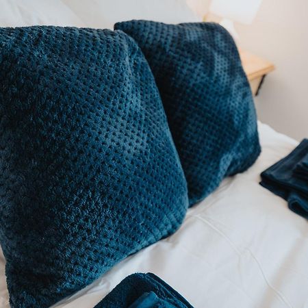 Shawe House - 10 Minute Mcr Airport - Free Parking Villa Wythenshawe Phòng bức ảnh