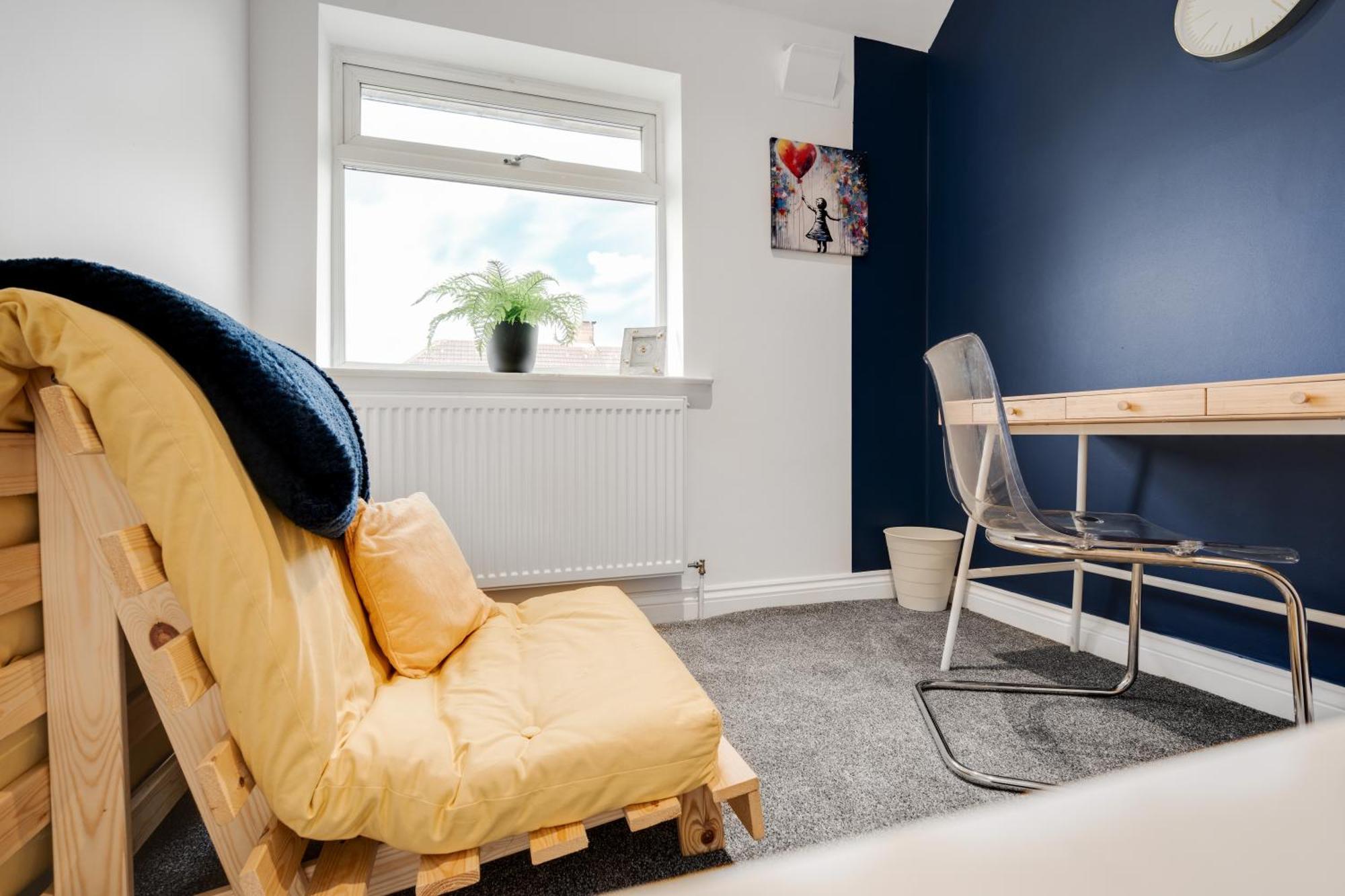 Shawe House - 10 Minute Mcr Airport - Free Parking Villa Wythenshawe Phòng bức ảnh