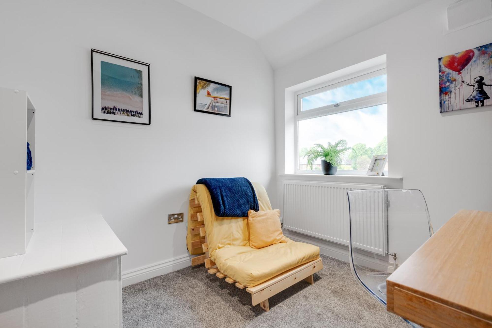 Shawe House - 10 Minute Mcr Airport - Free Parking Villa Wythenshawe Phòng bức ảnh