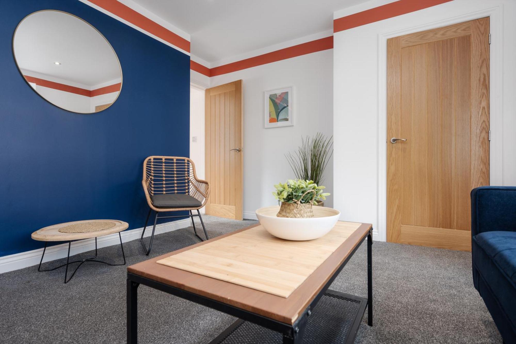 Shawe House - 10 Minute Mcr Airport - Free Parking Villa Wythenshawe Phòng bức ảnh